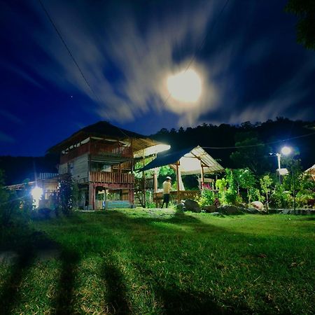 Tiu Batu Homestay Alas 外观 照片